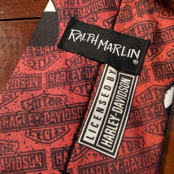 Harley Davidson tie. Njce GRAPHICS.  RALPH MARLIN COLLECTION - Picture 7 of 7